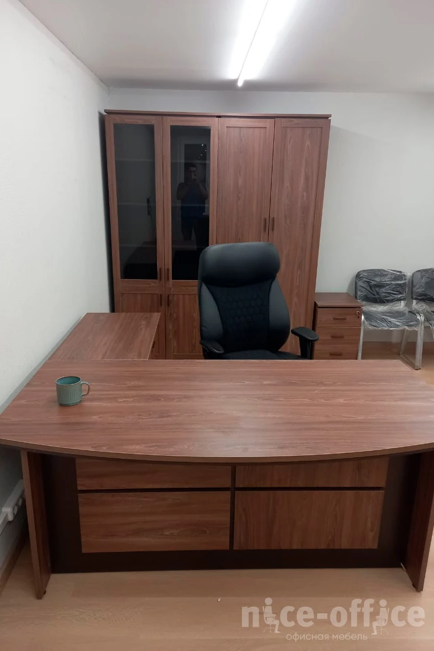 Стол руководителя Ot-18 On.Top фото в интерьере 1