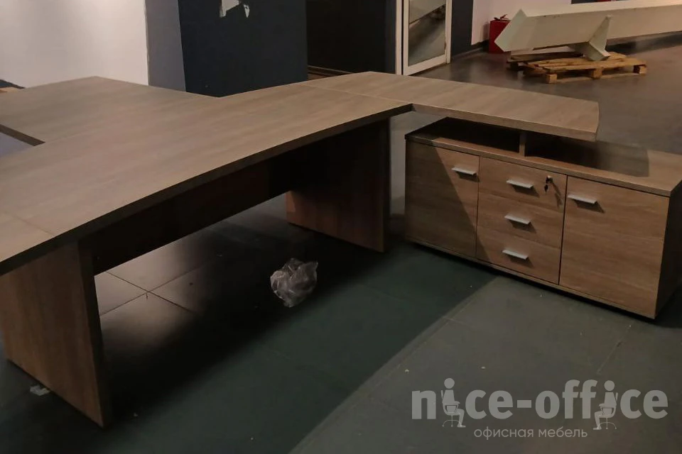 Кабинет руководителя Wing фото в интерьере 2